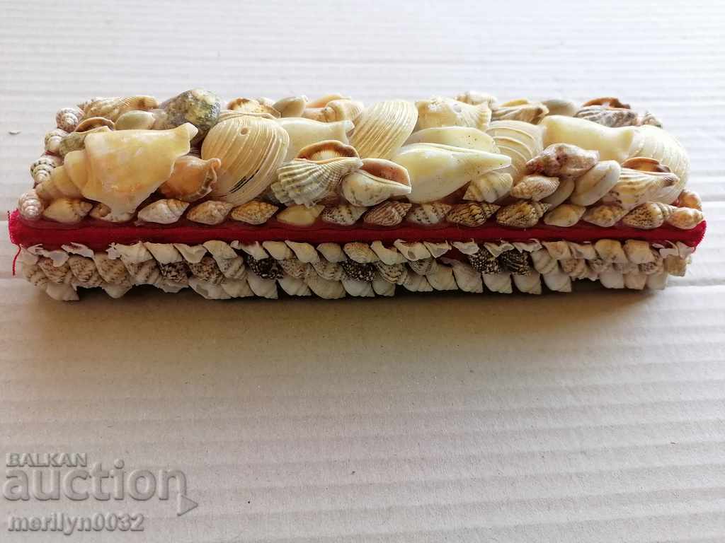 Old jewelry box with marine decoration casket with price 59.00 BGN | € 30.17 Old jewelry box with marine decoration casket with price 59.00 BGN | € 30.17