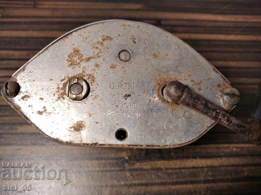 German sharpener D.R.G.M. Germany, Reich 1920 - 5 German sharpener D.R.G.M. Germany, Reich 1920 - 5