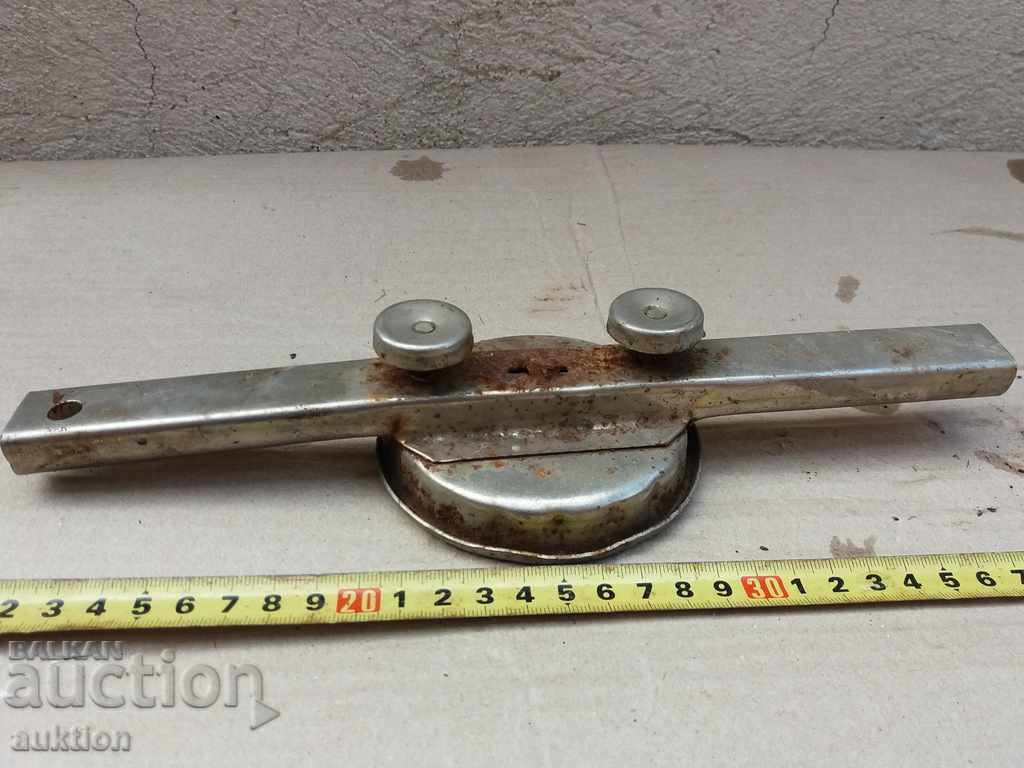 Auction STOMANIZED SOC. JAR CLOSER Auction STOMANIZED SOC. JAR CLOSER