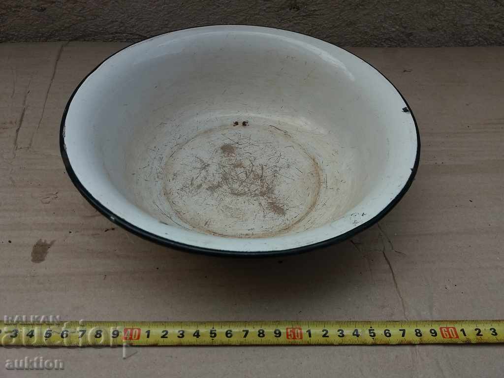 SOC. ENAMELED COOKING BASIN, PLATE, MARKED TRAY with price 2.69 BGN | € 1.38 SOC. ENAMELED COOKING BASIN, PLATE, MARKED TRAY with price 2.69 BGN | € 1.38