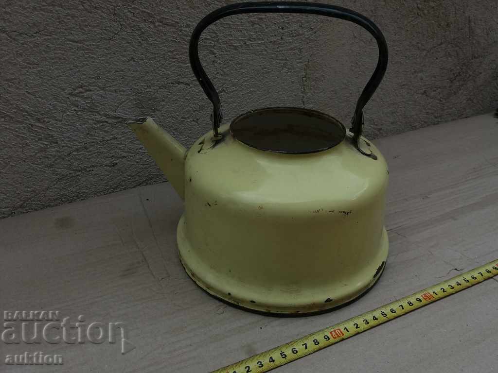 ENAMELED SOC. KETTLE - 5 ENAMELED SOC. KETTLE - 5