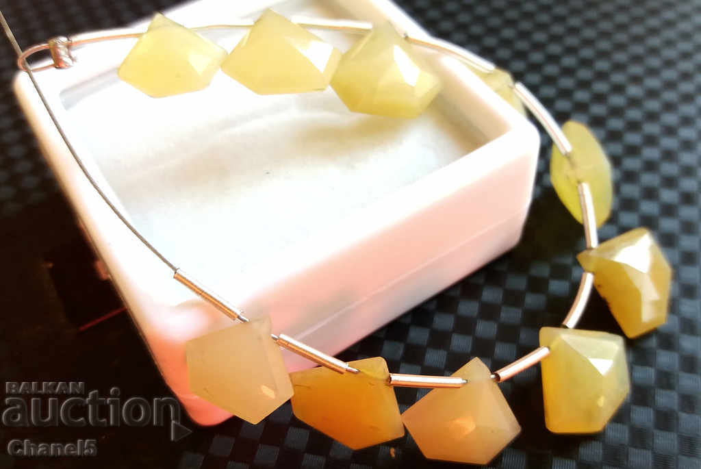 Auction NATURAL OPAL - 3.85 carats (10) Auction NATURAL OPAL - 3.85 carats (10)