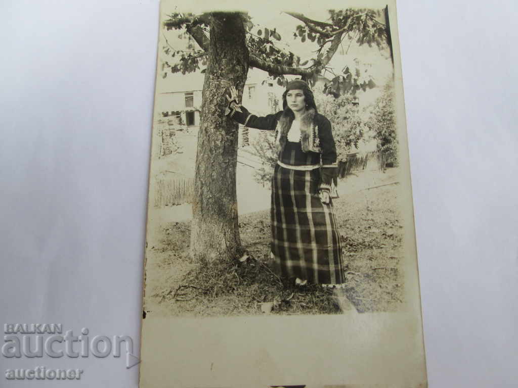 OLD PICTURE OF MEDIA with price 10.00 BGN | € 5.11 OLD PICTURE OF MEDIA with price 10.00 BGN | € 5.11