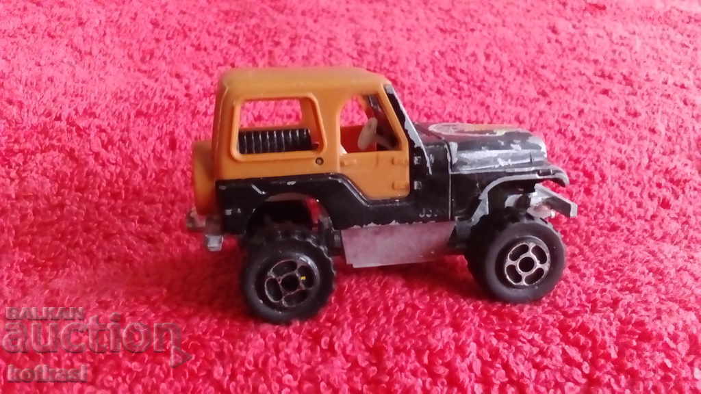Delivery of Small Diecast Jeep Cobra 1/54 MAJORETTE France Delivery of Small Diecast Jeep Cobra 1/54 MAJORETTE France