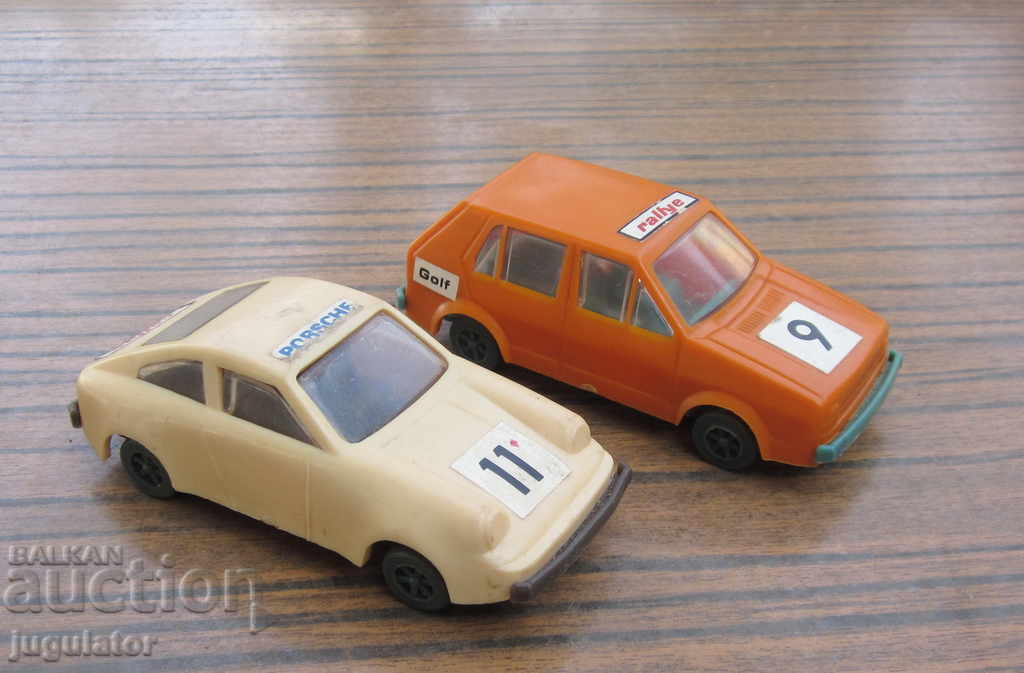 πολύ παλιό παιδικό καρότσι POLGAL VW GOLF PORSCHE 911 με τιμή 25.00 BGN | € 12.78