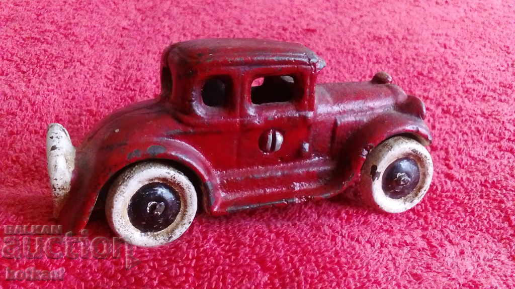Delivery of Very old solid Iron car model 321 gr.circa 1930 Delivery of Very old solid Iron car model 321 gr.circa 1930