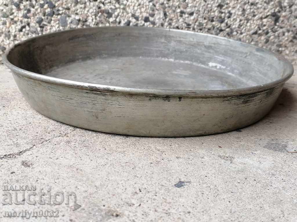 Baked tray, household pot, bakery, blue with price 55.00 BGN | € 28.12 Baked tray, household pot, bakery, blue with price 55.00 BGN | € 28.12