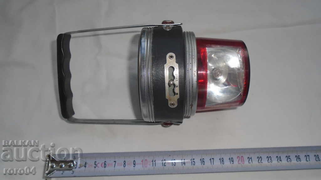 LAMPĂ - DOI LUMINI - RUSĂ - 7 LAMPĂ - DOI LUMINI - RUSĂ - 7