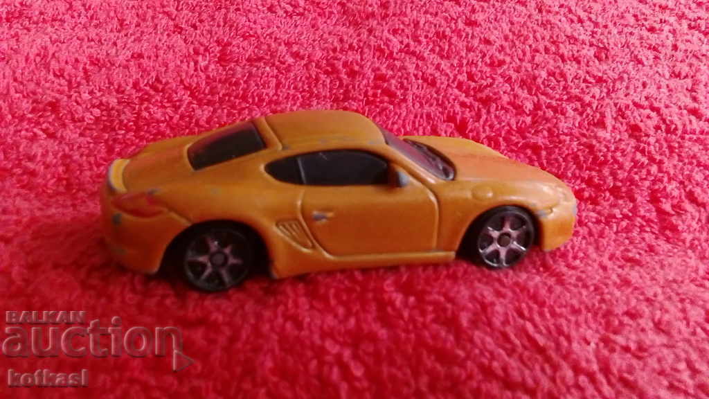 Delivery of Maisto Porsche Cayman S Old Metal Car Delivery of Maisto Porsche Cayman S Old Metal Car