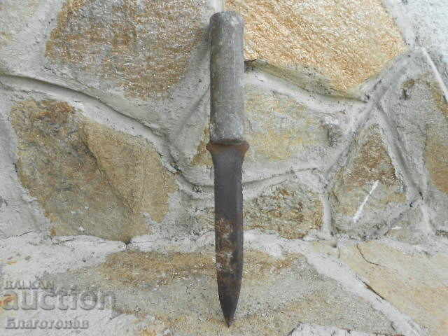 Auction Old dagger ww1 Auction Old dagger ww1