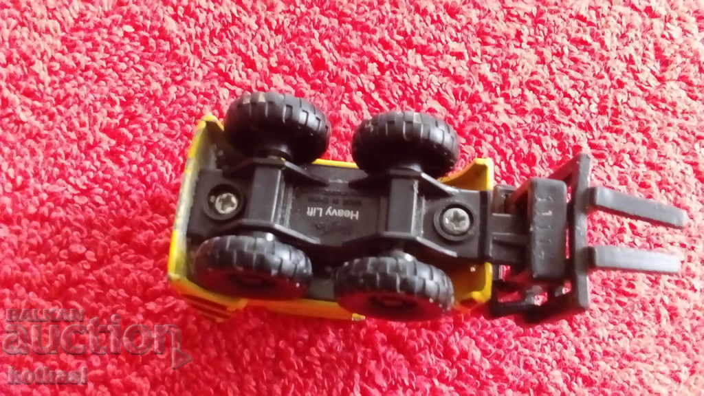 Small metal Forklift Maisto - 6 Small metal Forklift Maisto - 6