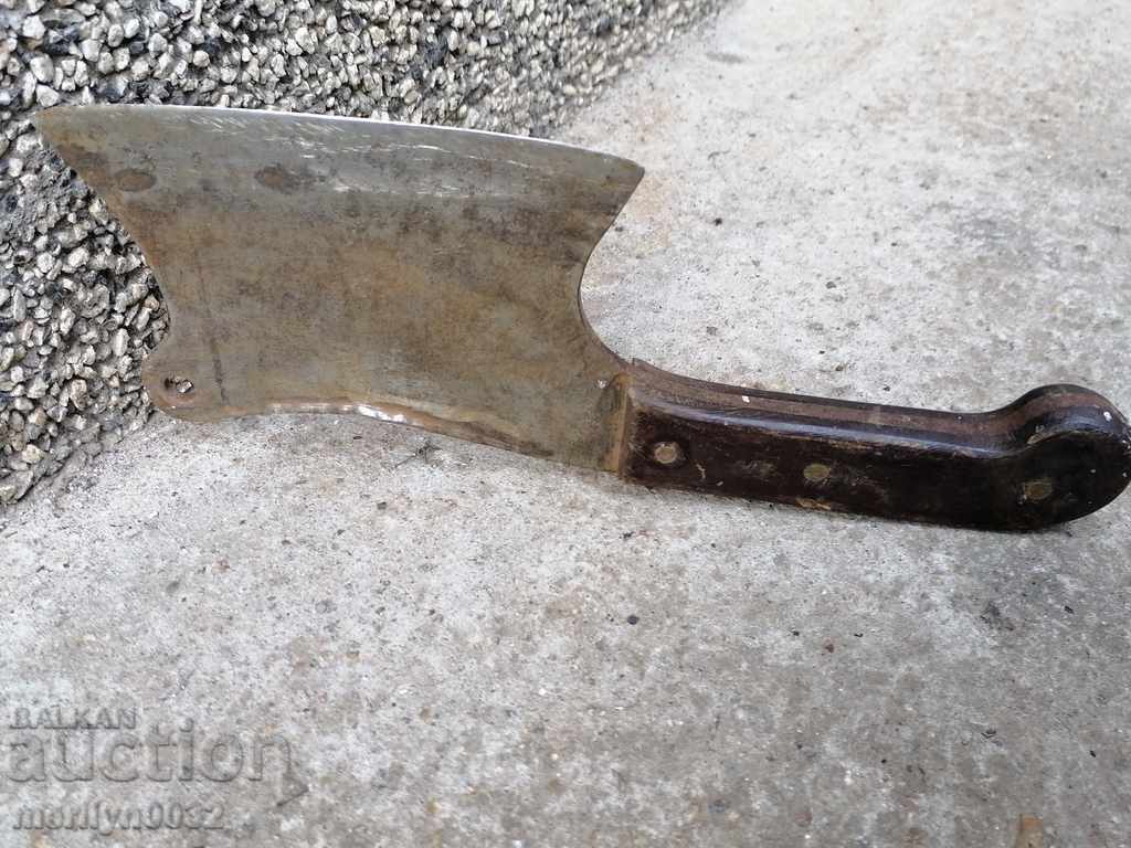 Sutter, top, knife, wrought iron with price 38.00 BGN | € 19.43