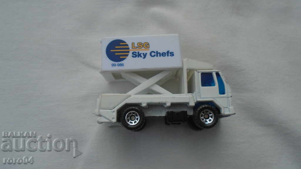 MATCHBOX - SCISSORS TRUCK - 1998 - 5 MATCHBOX - SCISSORS TRUCK - 1998 - 5
