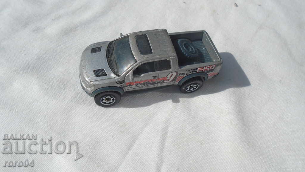 MATCHBOX - F 150 FORD RAPTOR - 2010 г. - 7 MATCHBOX - F 150 FORD RAPTOR - 2010 г. - 7