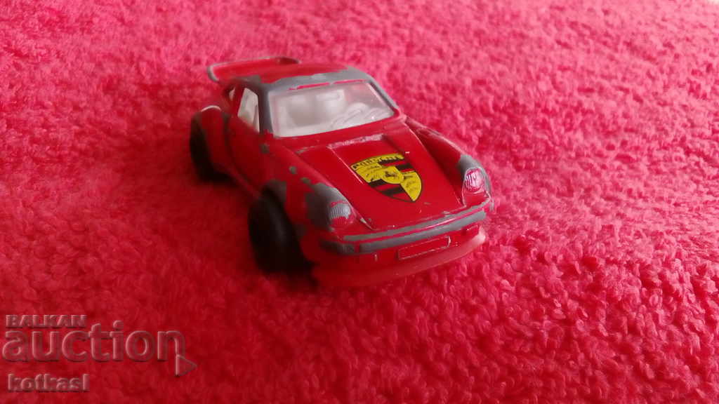 Auction Old solid metal car 1/57 MAJORETTE PORSCHE PORSCHE Auction Old solid metal car 1/57 MAJORETTE PORSCHE PORSCHE