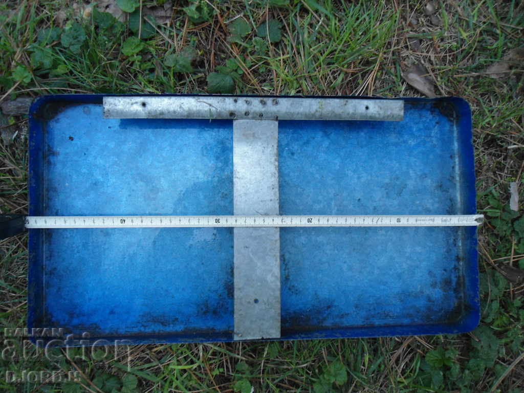 Auction An old plate Auction An old plate