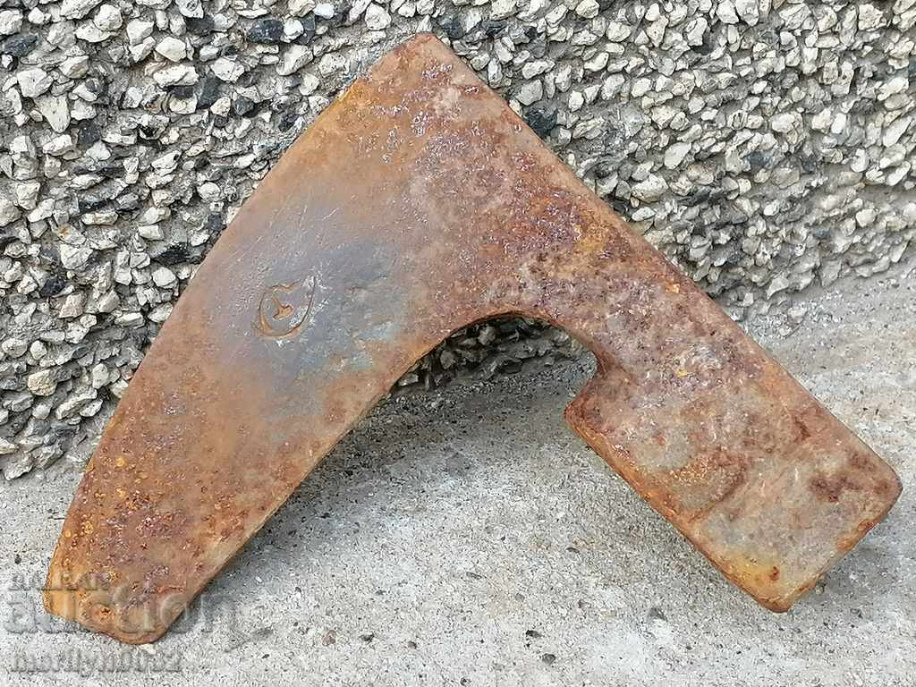 Delivery of Old ax with marker chopper ax without sap Delivery of Old ax with marker chopper ax without sap