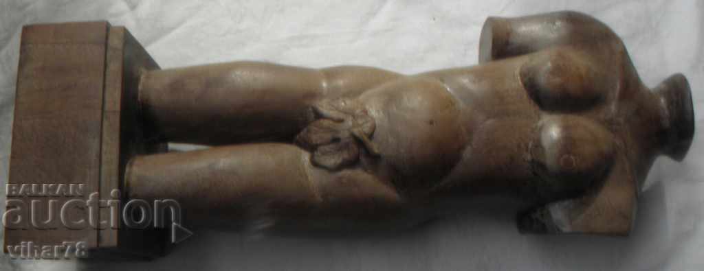 Auction WOODEN FIGURE STATUTE Auction WOODEN FIGURE STATUTE