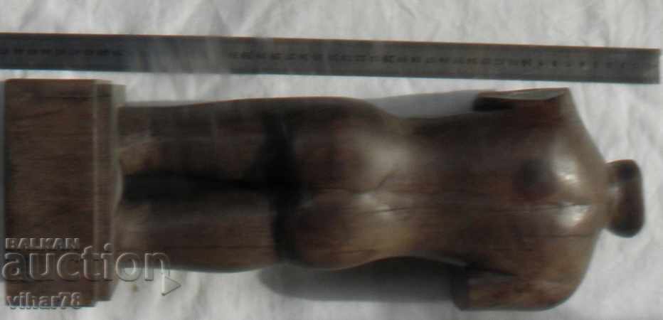 Delivery of WOODEN FIGURE STATUTE Delivery of WOODEN FIGURE STATUTE