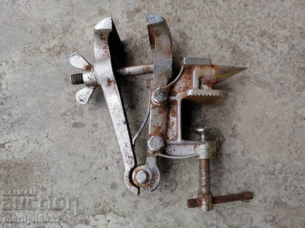 Livrarea Cleste de bijutier pentru strâns daltă unealtă