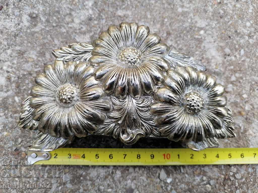 Livrarea Șervețel art deco Livrarea Șervețel art deco