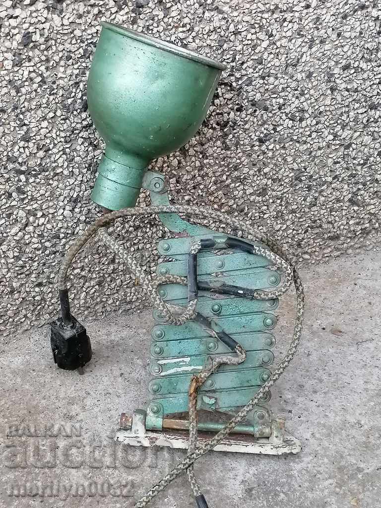 Movable electric industrial lamp - 5 Movable electric industrial lamp - 5