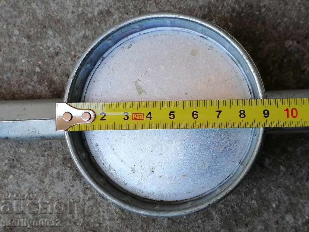 An old machine, a closing machine for jars in the 1980s - 6 An old machine, a closing machine for jars in the 1980s - 6