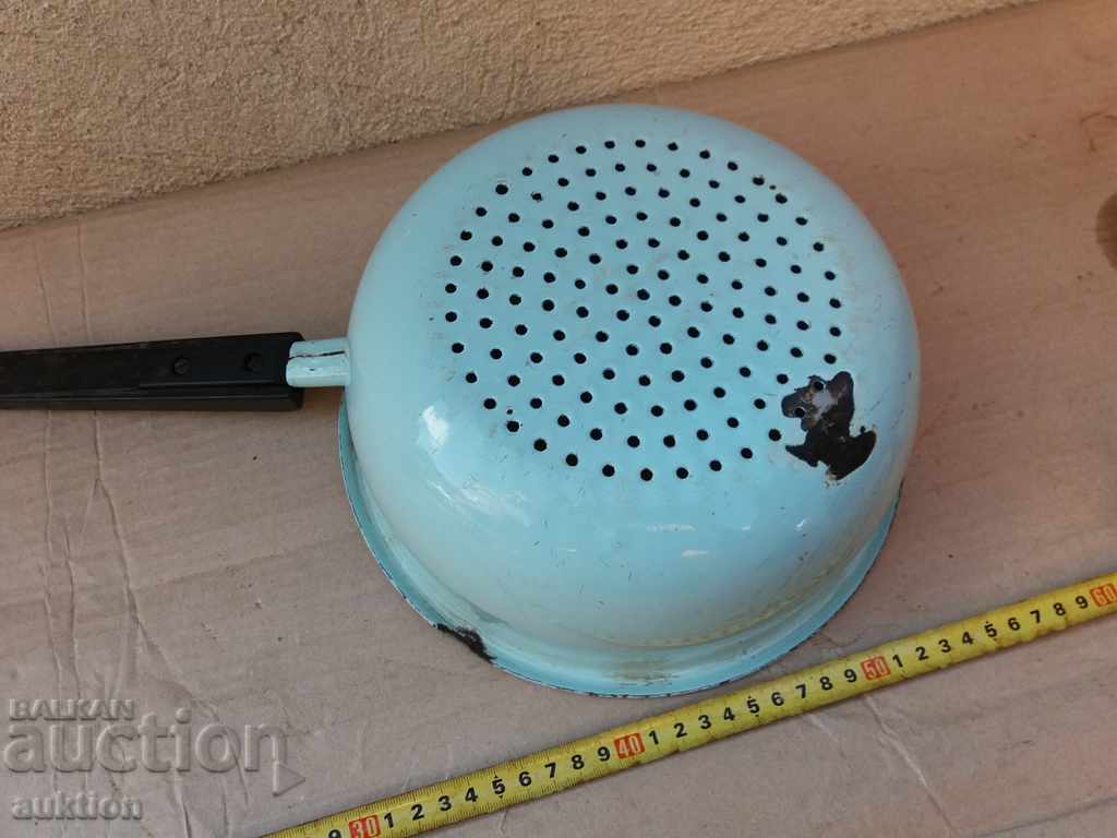 MASSIVE ENAMEL DRILL FOR FEASTS, COOKING SOC. - 7 MASSIVE ENAMEL DRILL FOR FEASTS, COOKING SOC. - 7