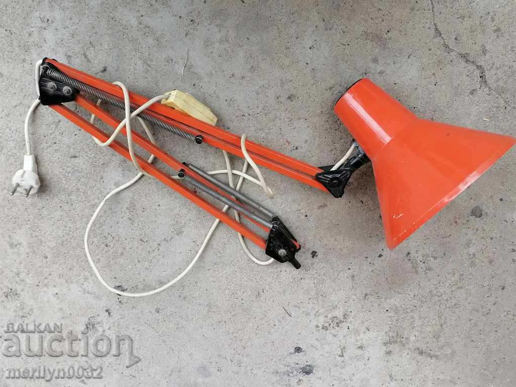 Removable electric lamp lamp with price 59.00 BGN | € 30.17 Removable electric lamp lamp with price 59.00 BGN | € 30.17