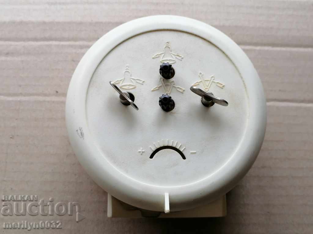 Clock clock, alarm clock, "YANTAR" - USSR with price 29.00 BGN | € 14.83 Clock clock, alarm clock, "YANTAR" - USSR with price 29.00 BGN | € 14.83