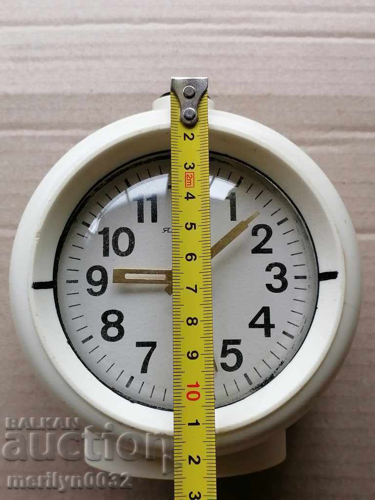 Clock clock, alarm clock, "YANTAR" - USSR - 5 Clock clock, alarm clock, "YANTAR" - USSR - 5