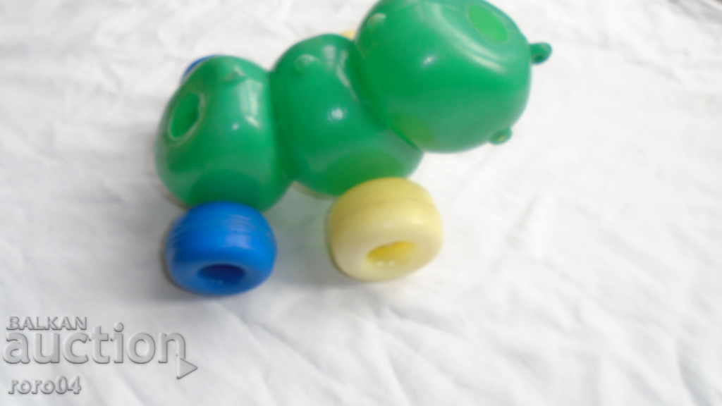 LARGE TOY WITH MISSINGS