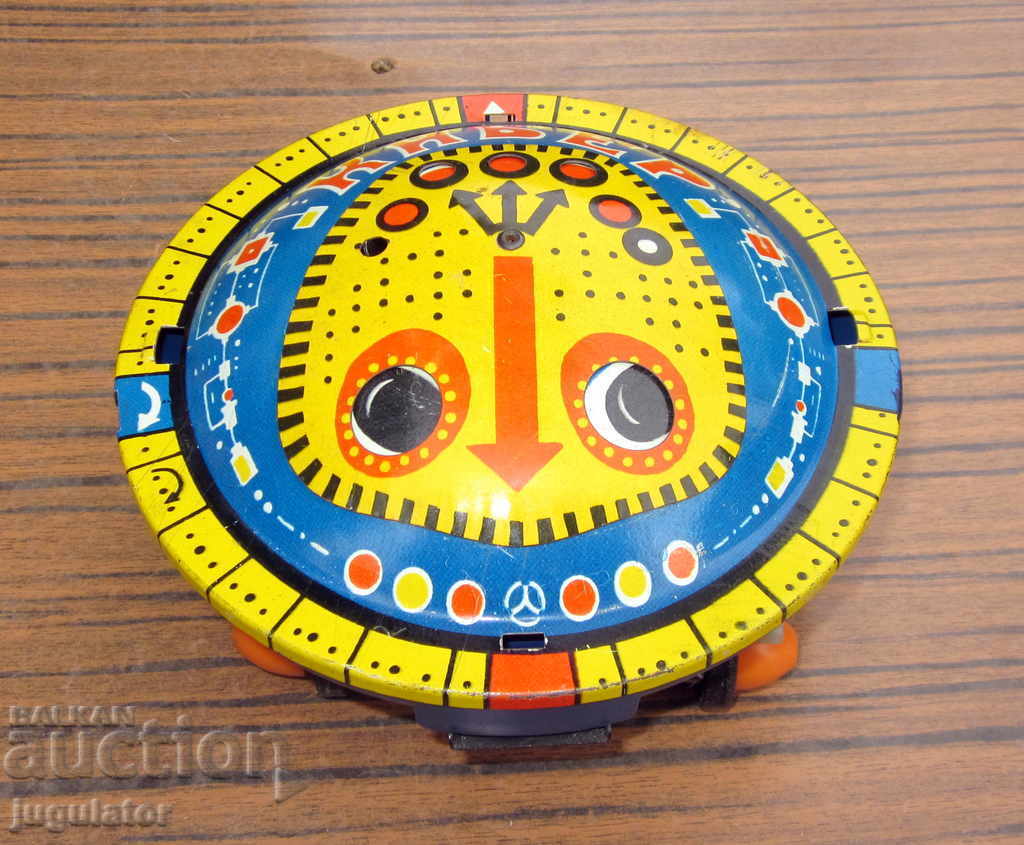 old Russian spaceship cosmos metal toy robot Cyber with price 30.00 BGN | € 15.34 old Russian spaceship cosmos metal toy robot Cyber with price 30.00 BGN | € 15.34