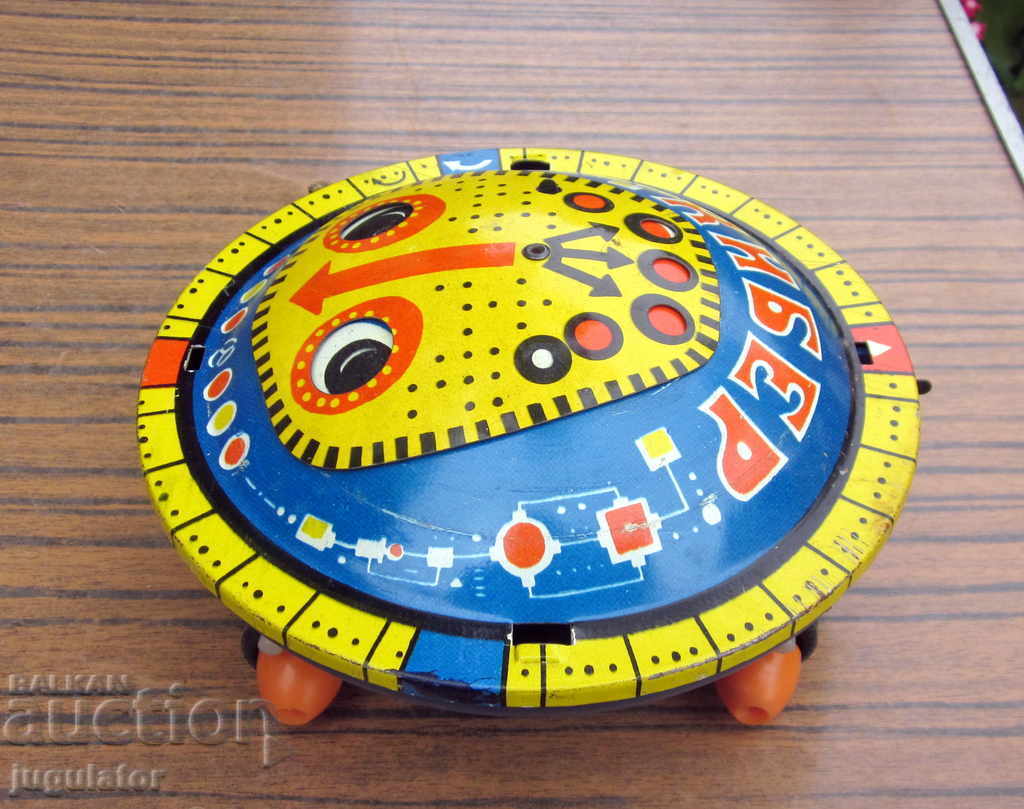 Delivery of old Russian spaceship cosmos metal toy robot Cyber Delivery of old Russian spaceship cosmos metal toy robot Cyber