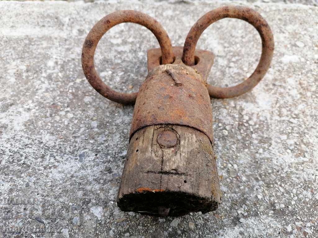 Metal rings, wrought iron for a wagon with price 33.00 BGN | € 16.87 Metal rings, wrought iron for a wagon with price 33.00 BGN | € 16.87