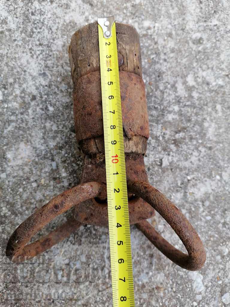 Delivery of Metal rings, wrought iron for a wagon Delivery of Metal rings, wrought iron for a wagon