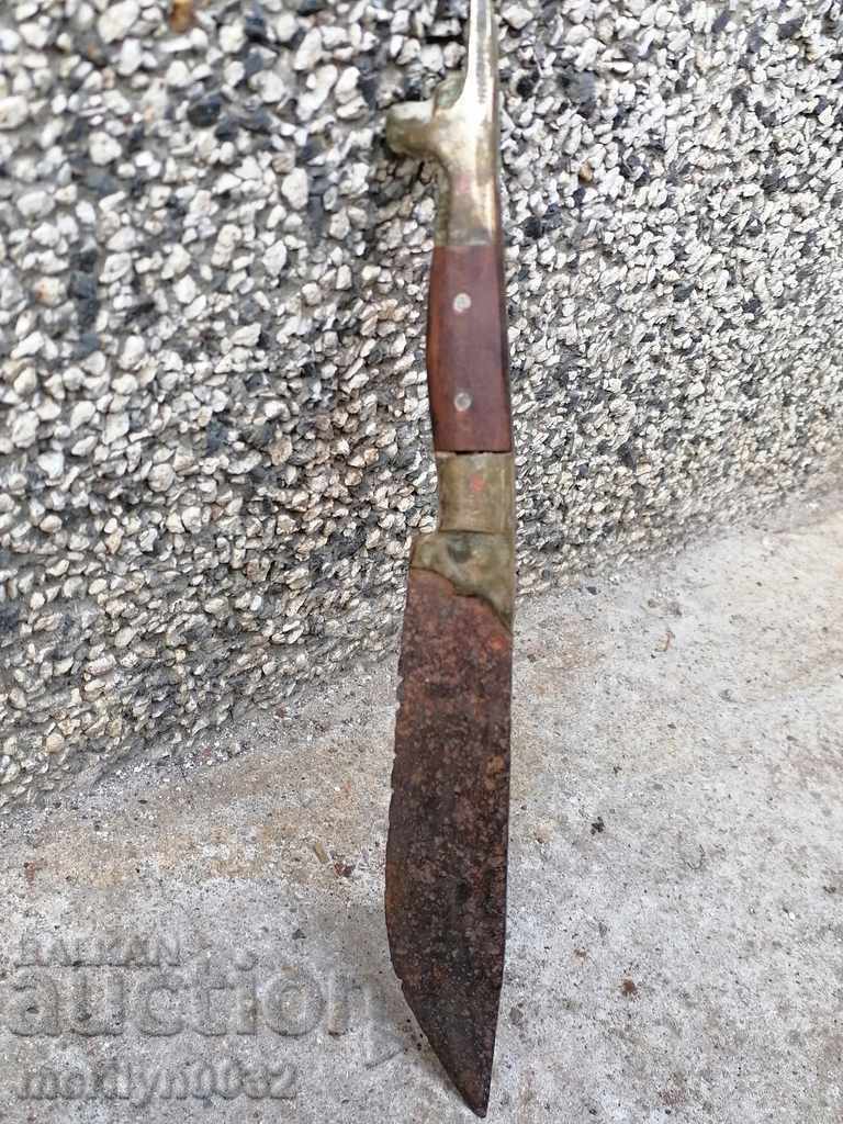 Old hunting knife blade dagger with price 69.00 BGN | € 35.28