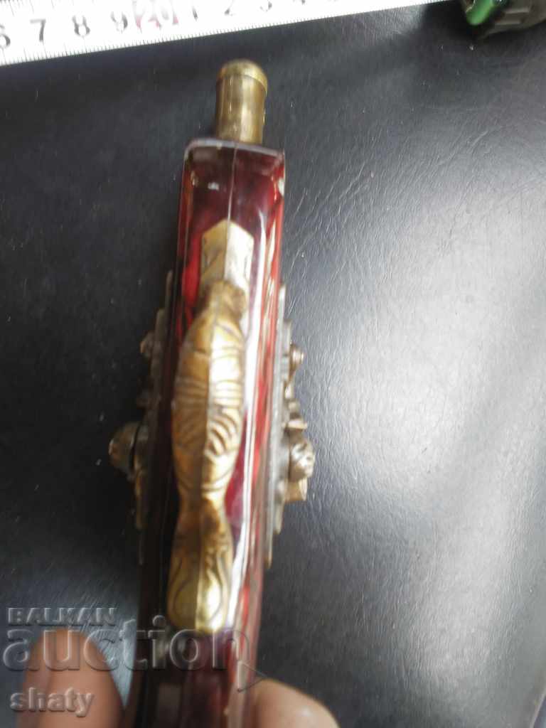 Delivery of Old gun lighter Delivery of Old gun lighter