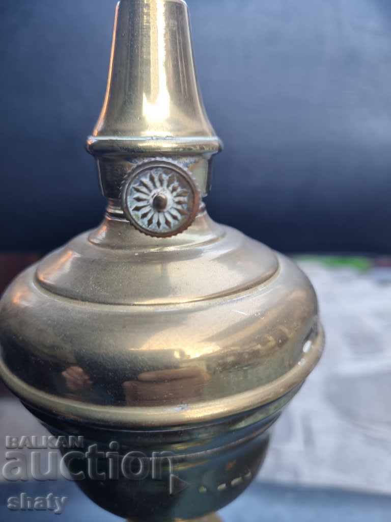 Аукцион Стара френска газена лампа. Аукцион Стара френска газена лампа.