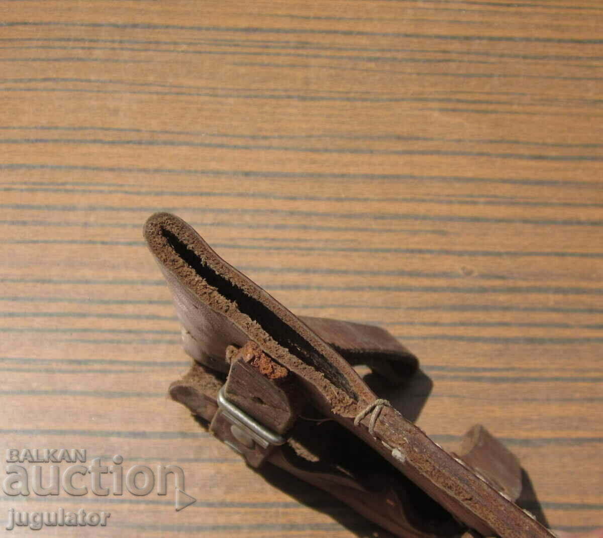 παλαιά βουλγαρική στρατιωτική δερμάτινη θήκη τσεκούρι από τη Σότσα - 6