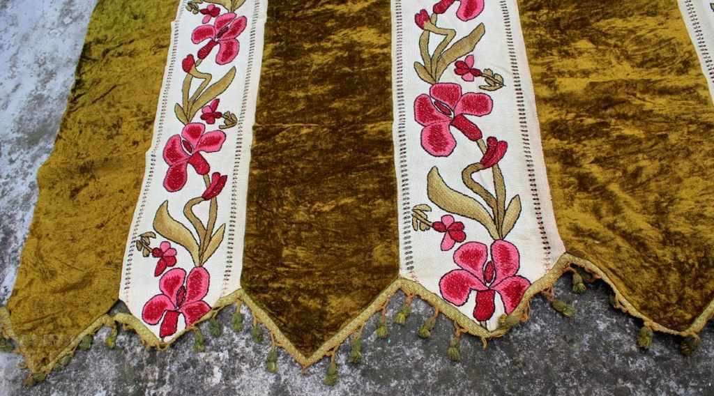 19TH CENTURY BED COVER BED COVER EMBROIDERY - 5 19TH CENTURY BED COVER BED COVER EMBROIDERY - 5