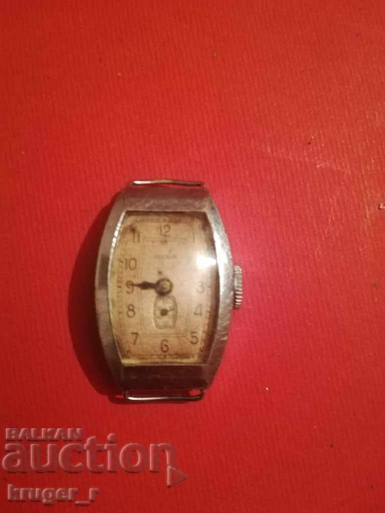 Old women's watch STAR with price 10.00 BGN | € 5.11 Old women's watch STAR with price 10.00 BGN | € 5.11