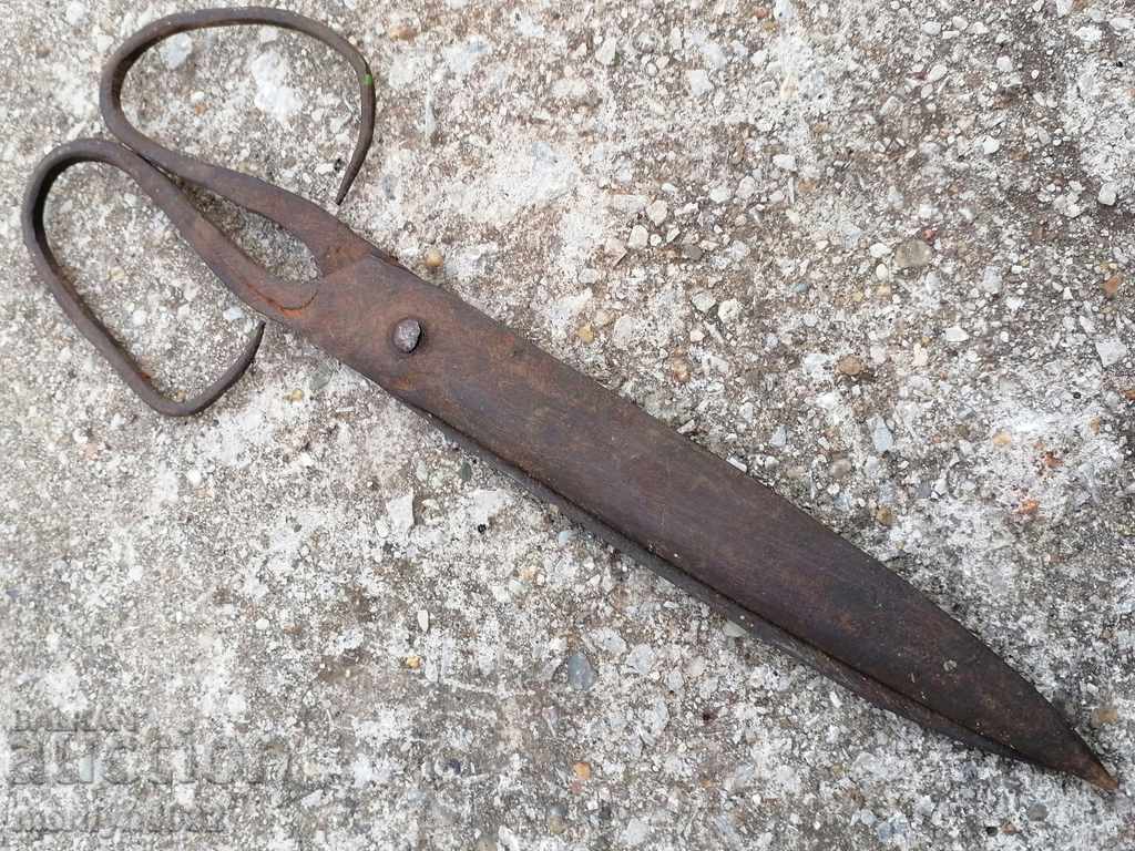 Old hand forged scissors, wrought iron with price 43.00 BGN | € 21.99 Old hand forged scissors, wrought iron with price 43.00 BGN | € 21.99