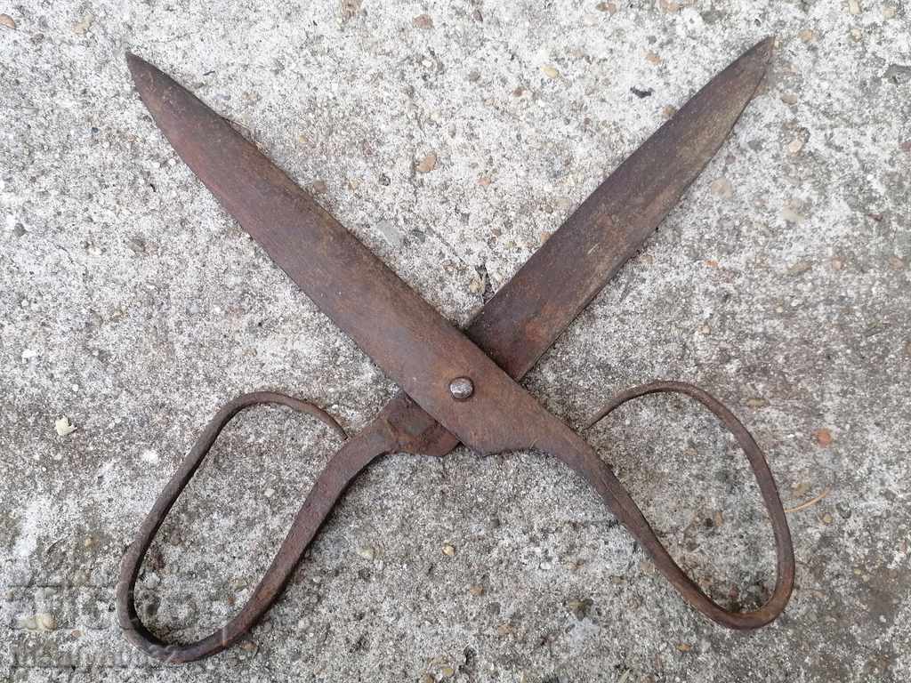 Old hand forged scissors, wrought iron - 7 Old hand forged scissors, wrought iron - 7