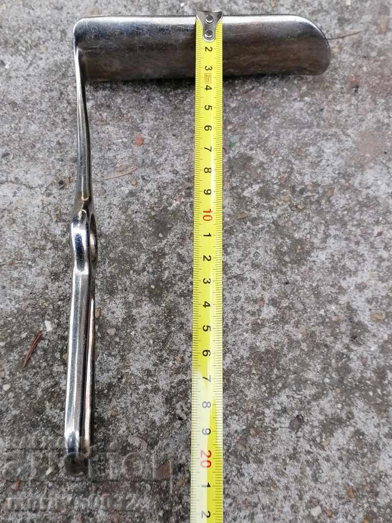 Delivery of Medical instrument surgery Windler