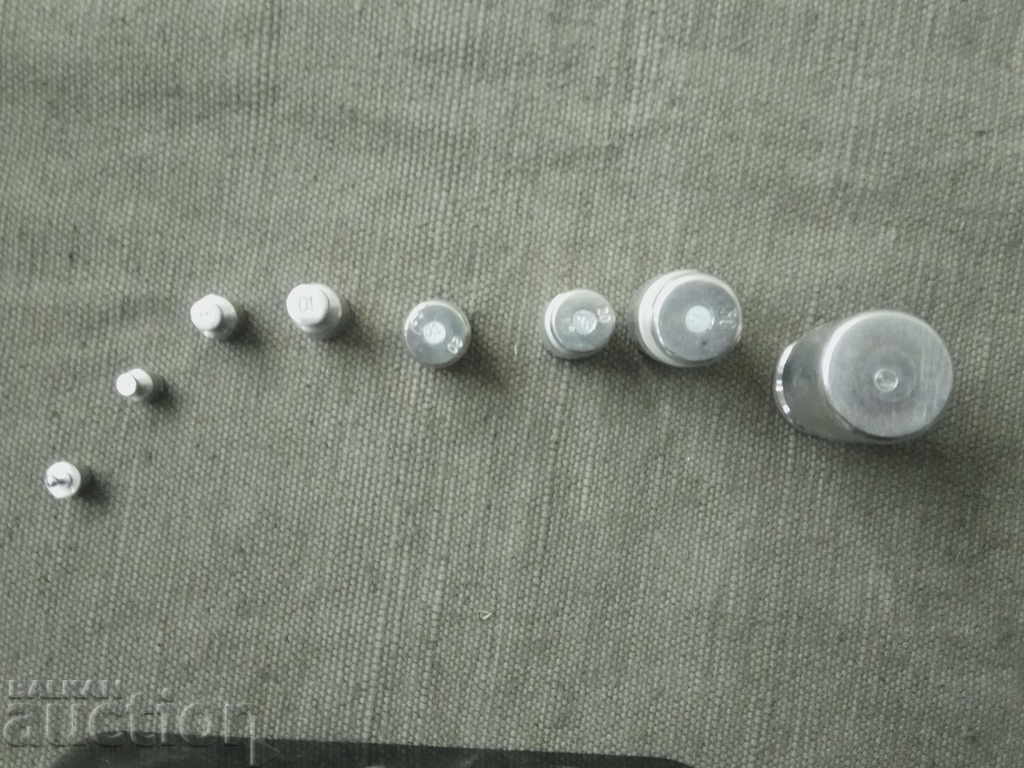 Box with weights, grams - 6 Box with weights, grams - 6