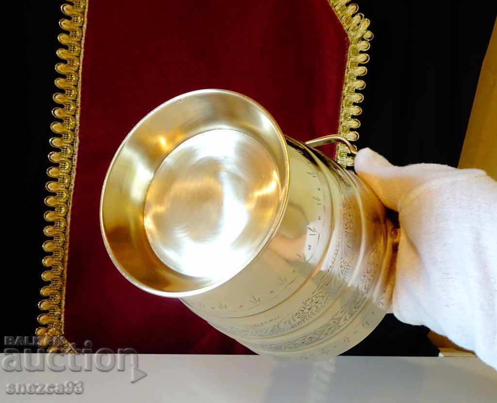 English ice container, ice maker, marked. - 6 English ice container, ice maker, marked. - 6