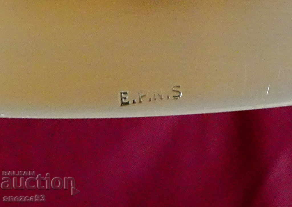 English ice container, ice maker, marked. - 7 English ice container, ice maker, marked. - 7