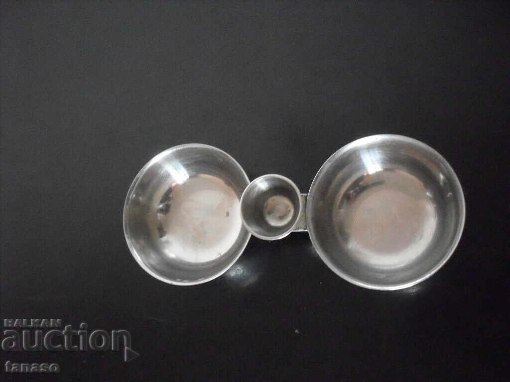 Auction Old salt shaker/pepper shaker, alpaca Auction Old salt shaker/pepper shaker, alpaca