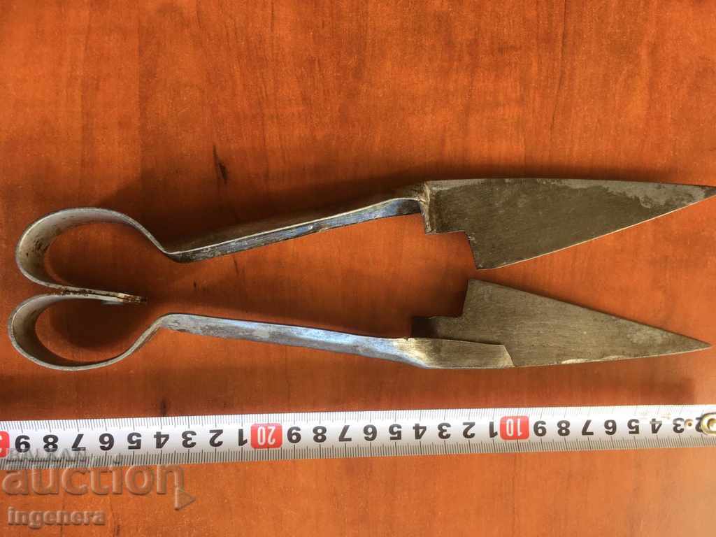 SCISSORS OLD FORGED SHEEP CUTTING TOOL